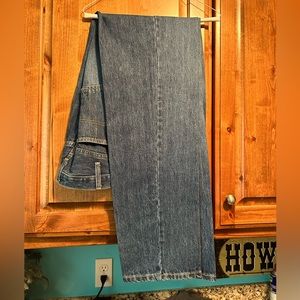 Black Label Cinch jeans. - lightly starched